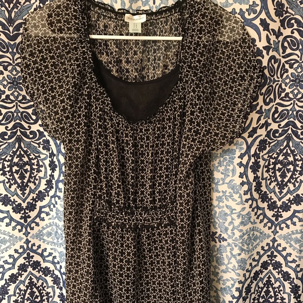 Like New maternity top